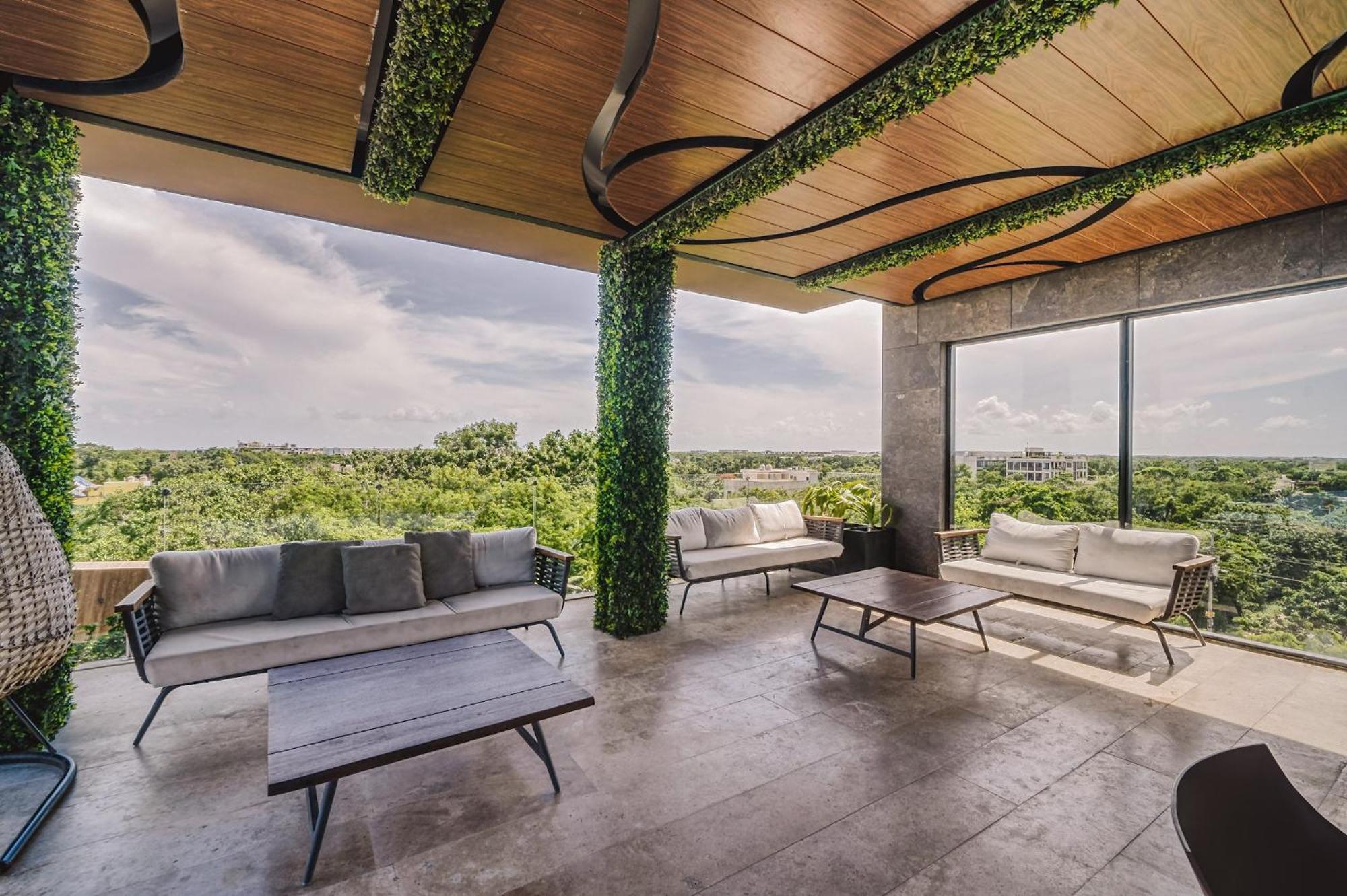 2br Sun Lover's Nest W Gym Rooftop Apartment *